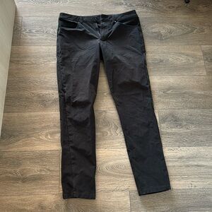 Lululemon Slim Fit Black Pant W31xL32
